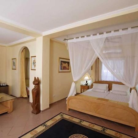 Sun Apartelle Panglao Esterno foto